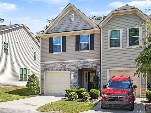 4th image of 1315 Garden Stone Dr