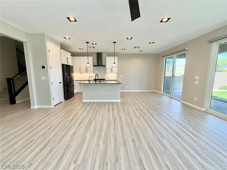4442 Frias Falls Ave — Photo 7
