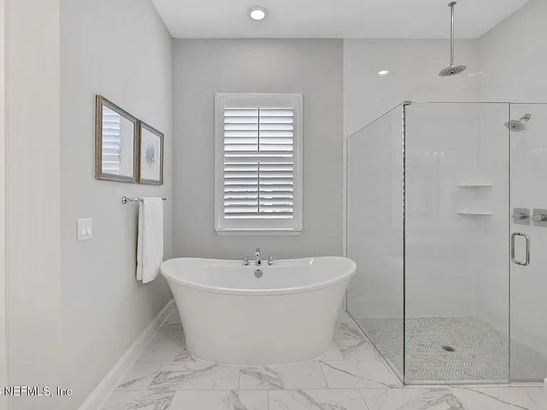 102 Seabrook Dr — Photo 35