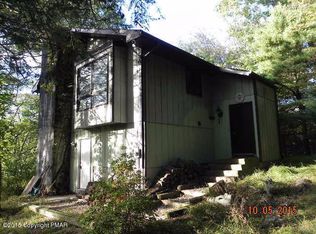 206 Cobble Creek Dr, Tannersville, PA 18372