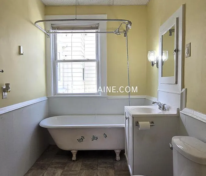 84 Shawmut St #2-R — Photo 9