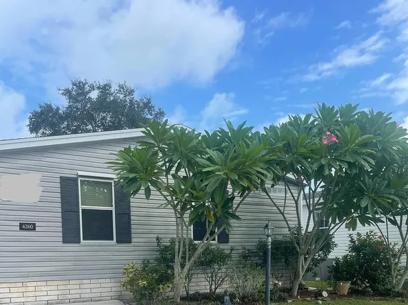 4260 SE Sweetwood Way, Stuart, FL 34997