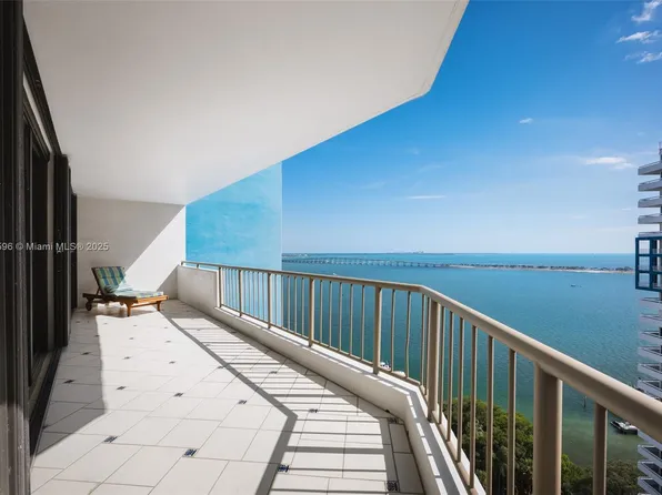 1581 Brickell Ave APT 1705, Miami, FL 33129