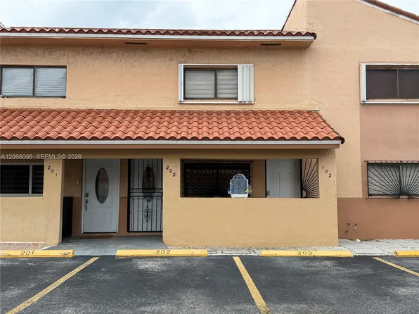 7792 W 29th Way APT 202, Hialeah, FL 33018