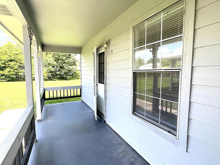 9617 Smith Ave #B — Photo 2