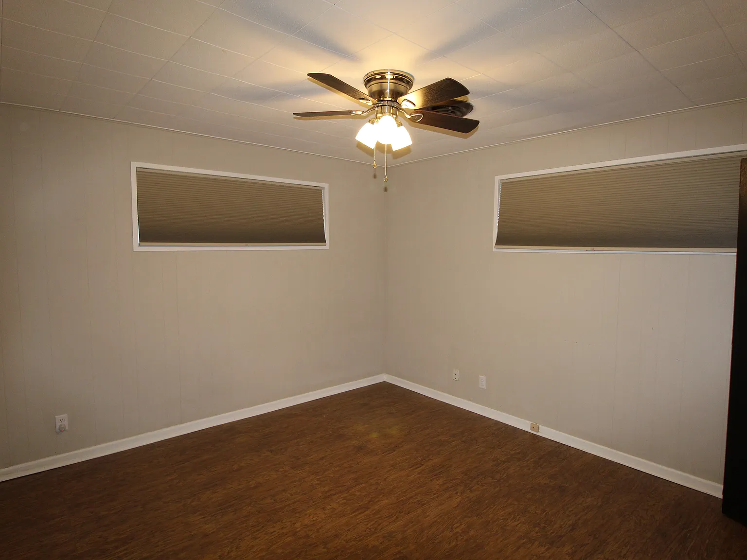 2 bed, 950 sqft, $1,425 — Photo 1