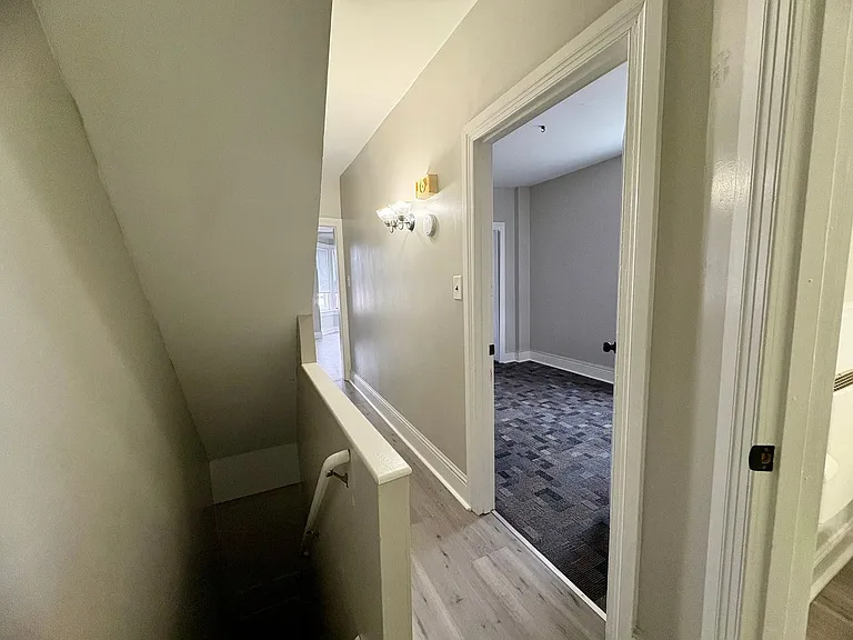 540 Dallas Street — Photo 3
