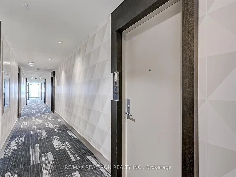 180 Enterprise Blvd #809 — Photo 2