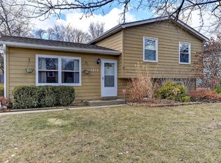 1714 Elizabeth Ave, Zion, IL 60099