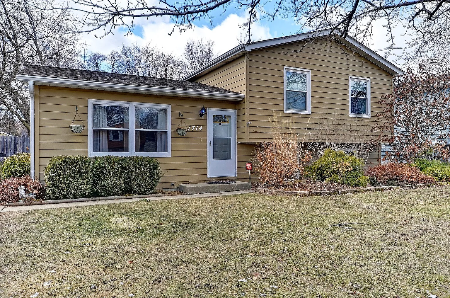 1714 Elizabeth Ave photo 1