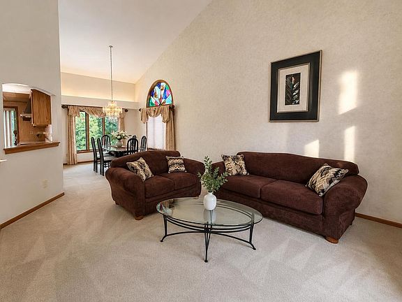 4th image of 1868 Cypress DRIVE