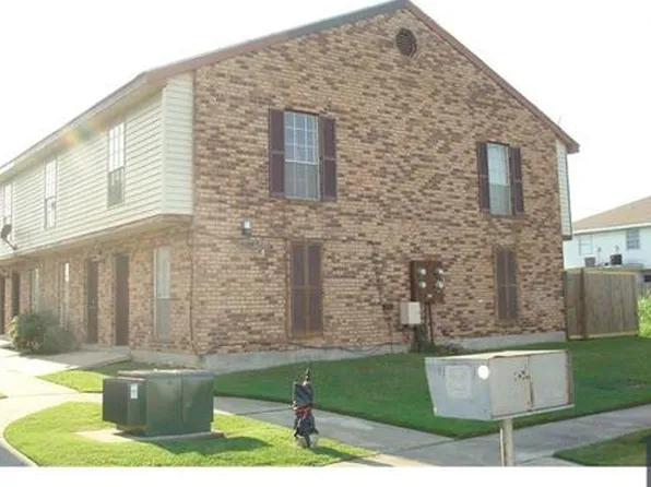 4124 Lac Couture Dr, Harvey, LA 70058