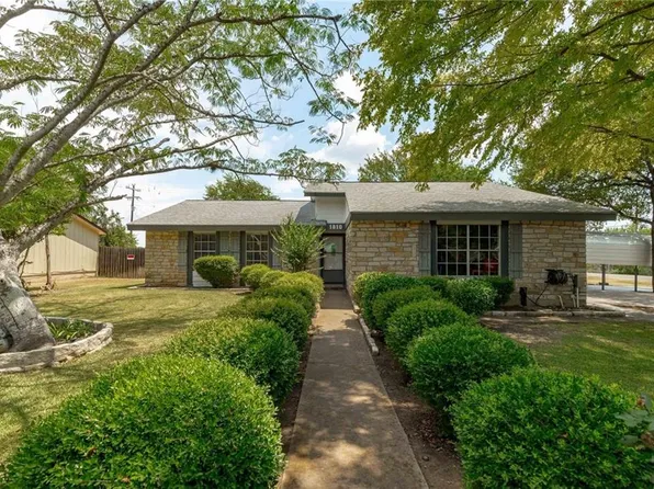 1810 S West Dr, Leander, TX 78641