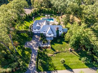 1 Durham Rd, Larchmont, NY 10538