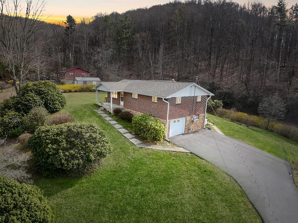 1st image of 232 Main St