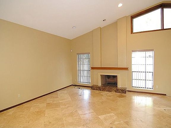 3rd image of 7011 W Eugie Ave
