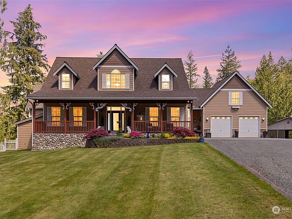 2nd image of 10415 176th Avenue SE