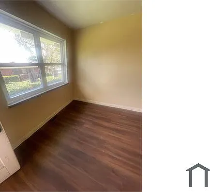 117 Cromwell Pl — Photo 5