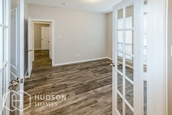 2nd image of 373 Lockwood Ln
