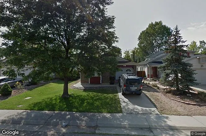 2385 Redwood Ave