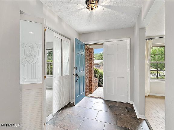 4th image of 4458 Heavenlink Pl