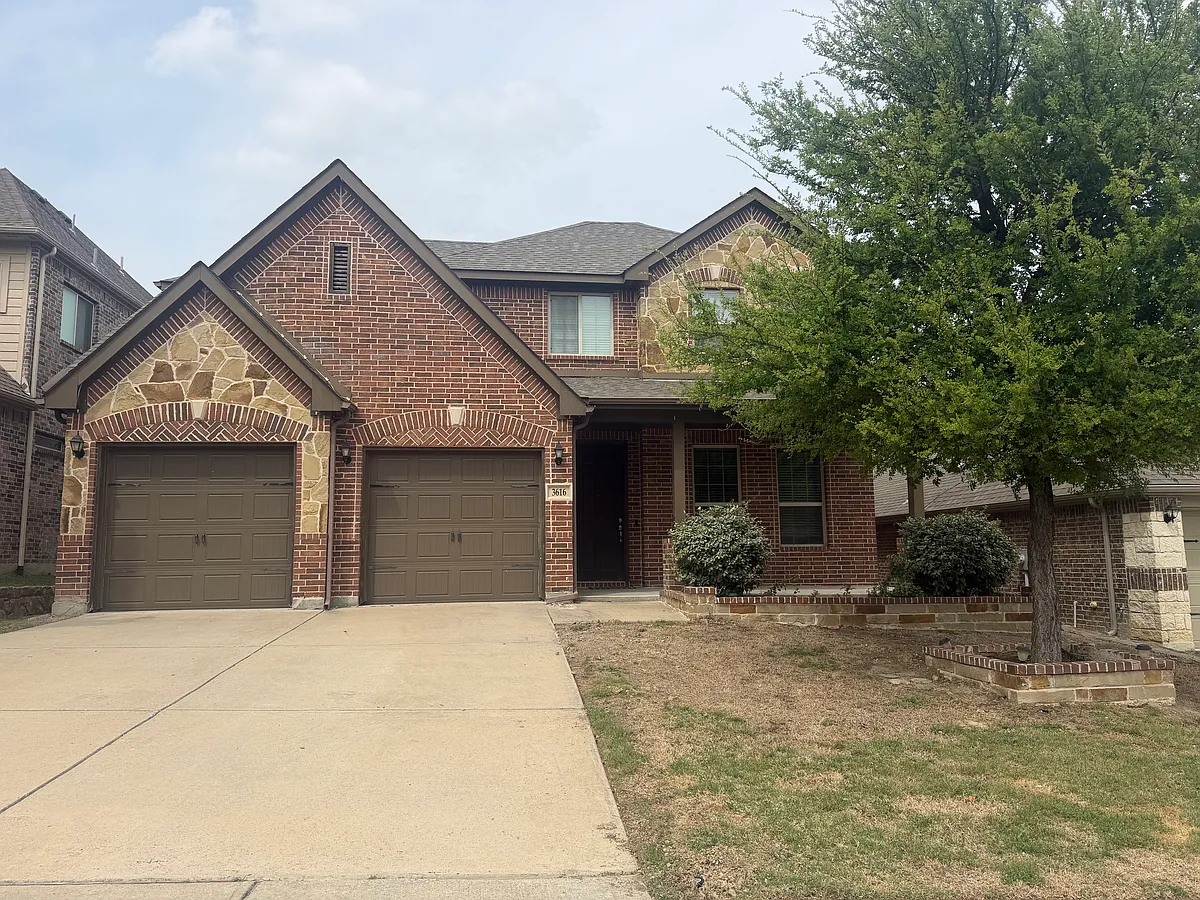 Building Photo - 3616 Delta Dr