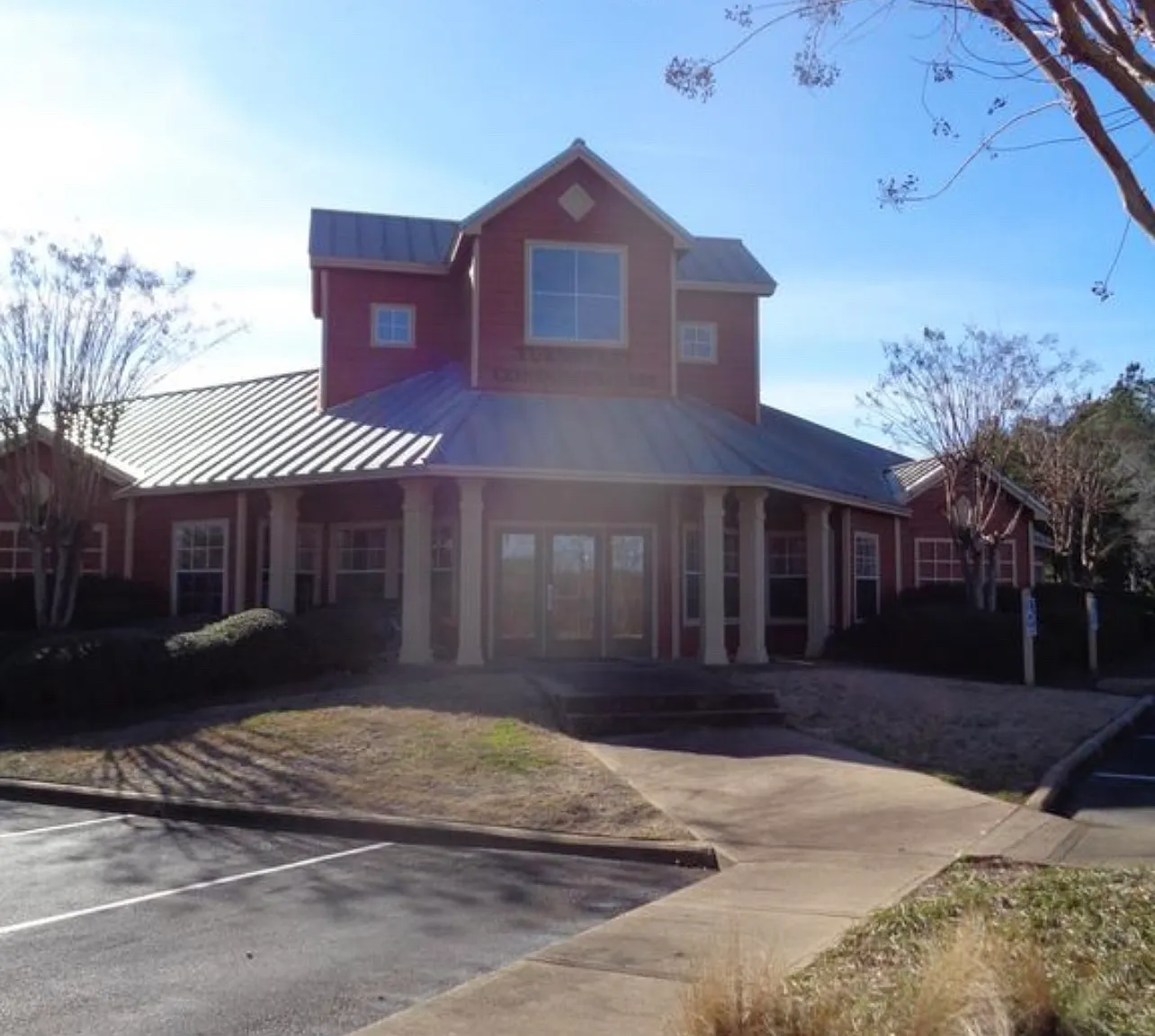 3 bed, 1285 sqft, $1,975 — Photo 2