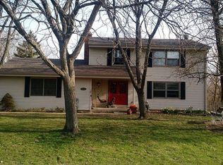 4708 Saint Regis Dr, Racine, WI 53403