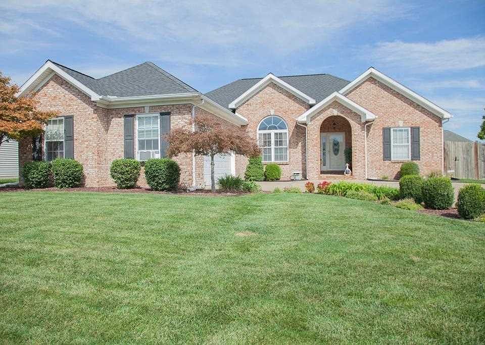 1st image of 3800 Grassmere Ln