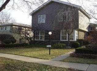 7931 Maple St, Morton Grove, IL 60053