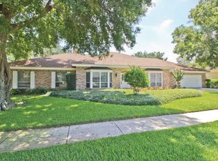 1317 Majestic Oak Dr, Apopka, FL 32712