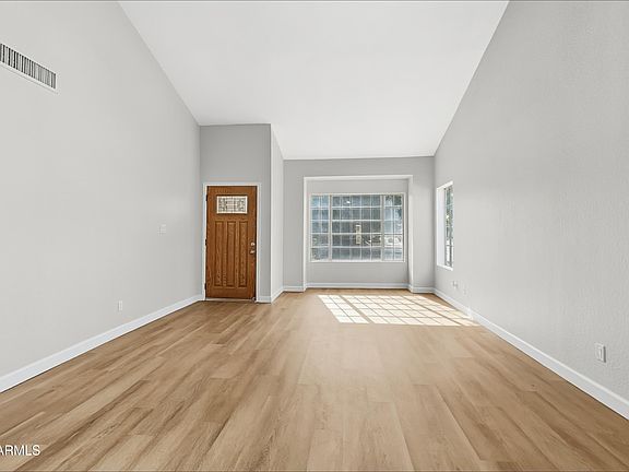 2nd image of 1035 N SETON --