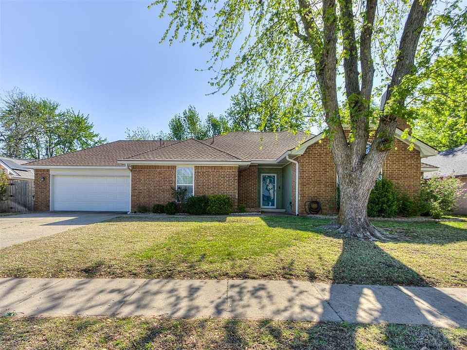 1st image of 409 Alpine Dr