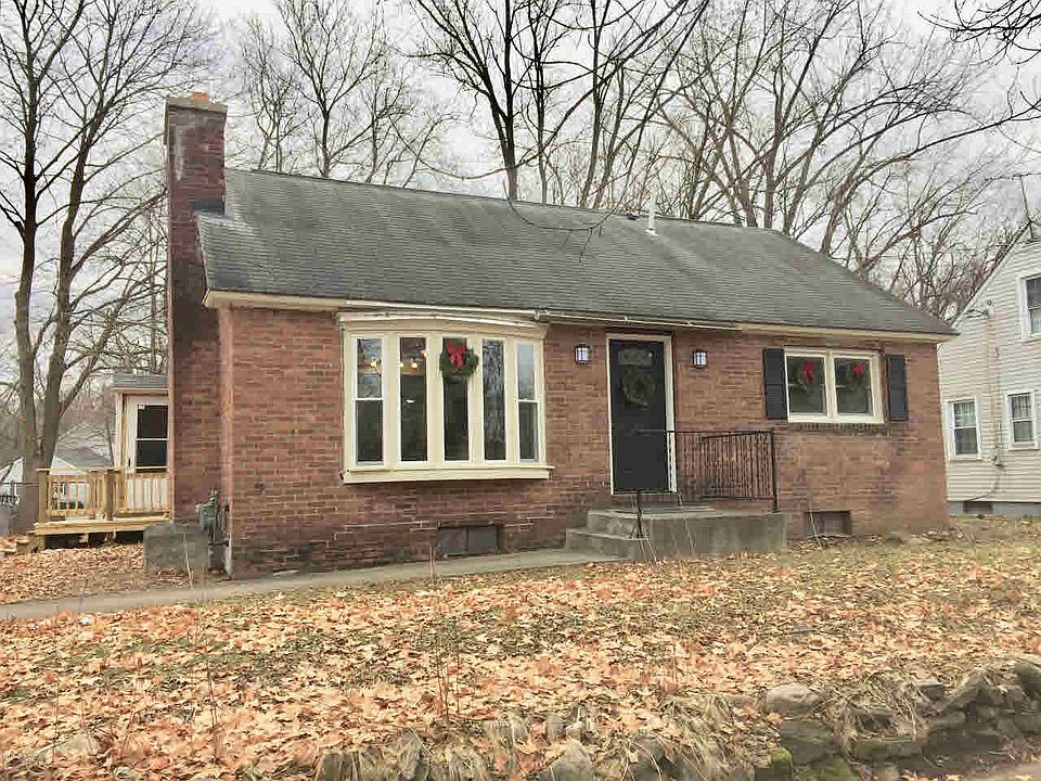 1st image of 42 School St