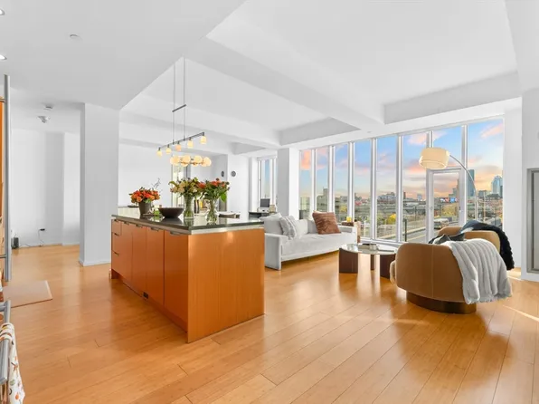 141 Dorchester Ave Unit 202, South Boston, MA 02127