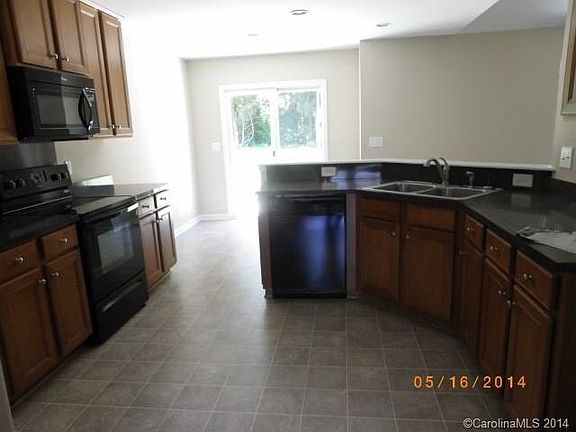 2nd image of 557 Gentle Breeze Ln