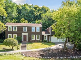 3575 Larchwood Dr, Minnetonka, MN 55345