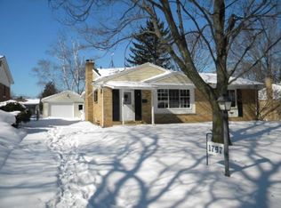 1797 Carlton Ave NE, Grand Rapids, MI 49505
