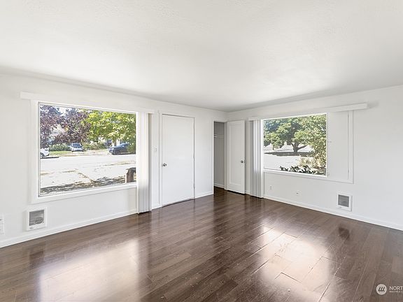 5th image of 6307 6309 Tacoma Ave S