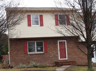 20 Pinewood Cir, Hanover, PA 17331