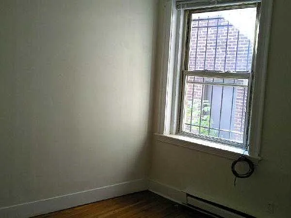 4 bed, $3,400 — Photo 3
