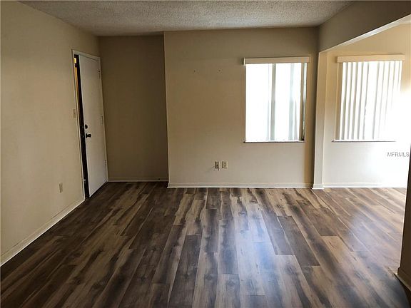 4th image of 416 E Harwood St APT 1