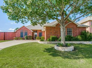 5301 Alta Loma Dr, Fort Worth, TX 76244