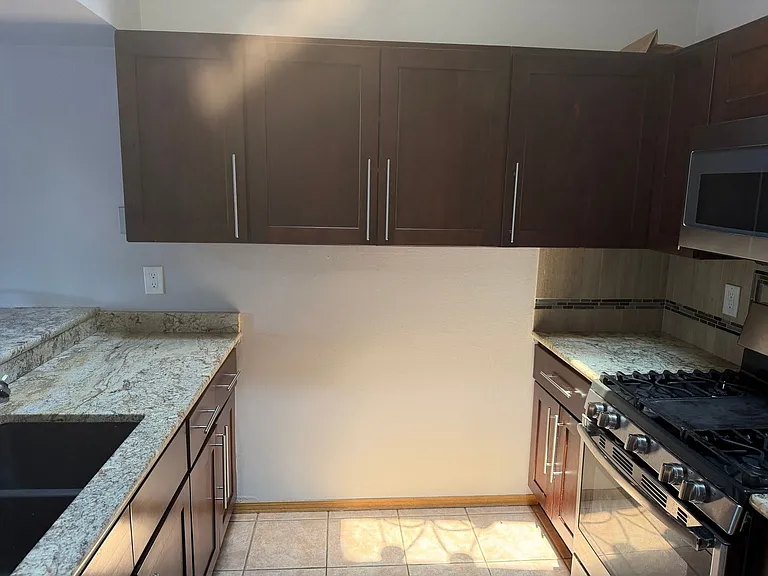 6471 Jonathan Ct — Photo 11