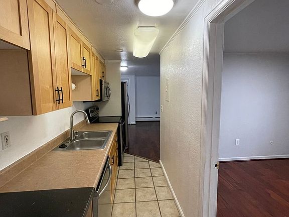 5th image of 336 N Grant St APT 110
