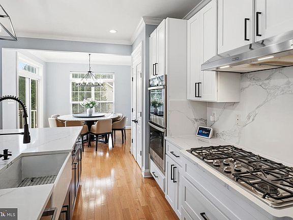 4th image of 8114 Winding Ross Way
