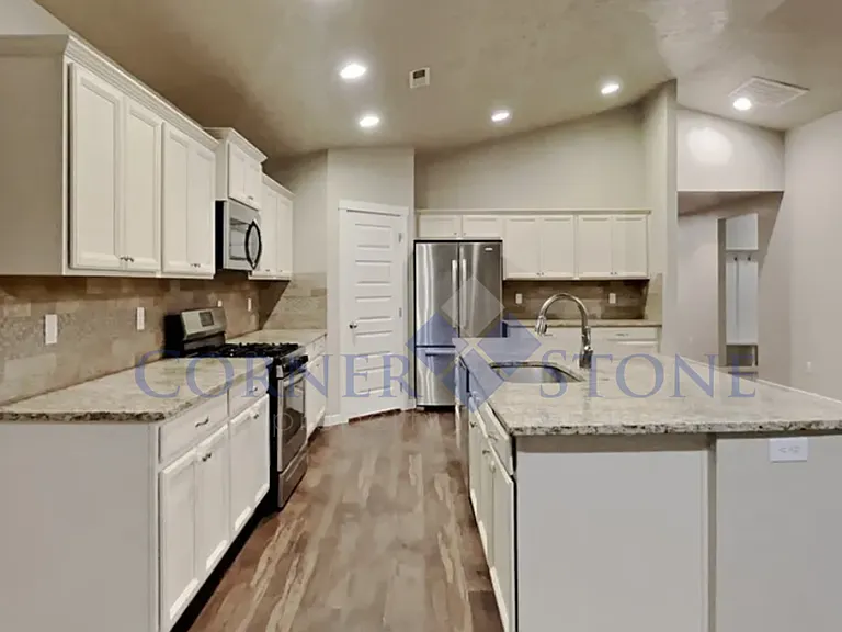 4191 N Price Ave — Photo 4