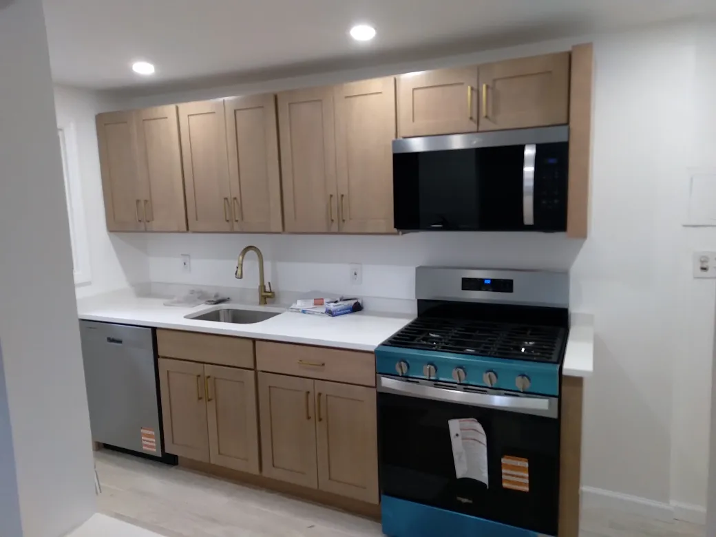 newly renovated kitchen with brand new appliances - 317-325 Bath Ave #43
