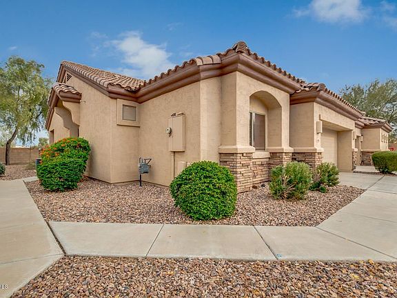4th image of 1406 N Desert Willow St