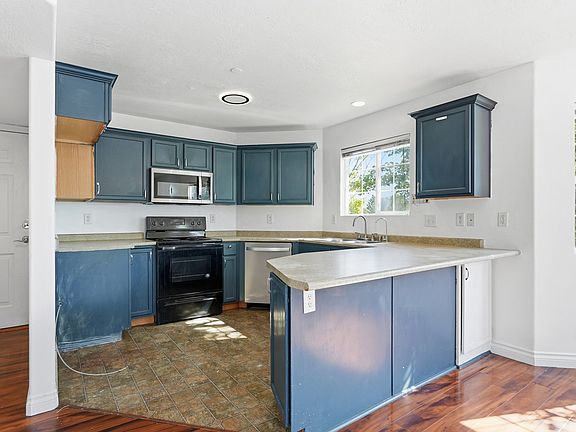 3rd image of 14026 S Sonora Way W #5